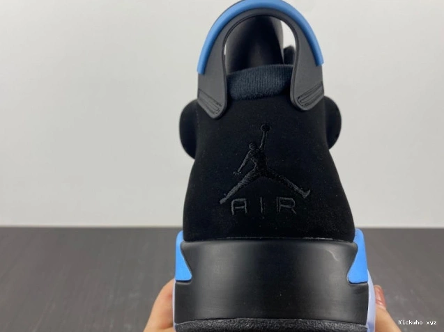 RETRO UNC JORDAN 6 384664-006 0723